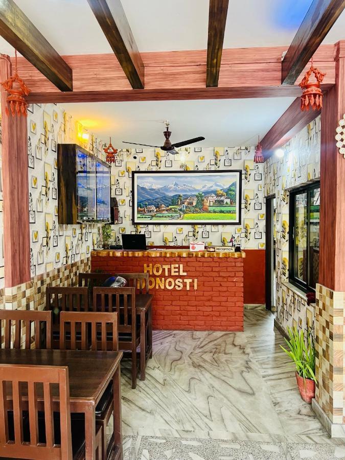 Hotel Donosti Pokhara Kültér fotó