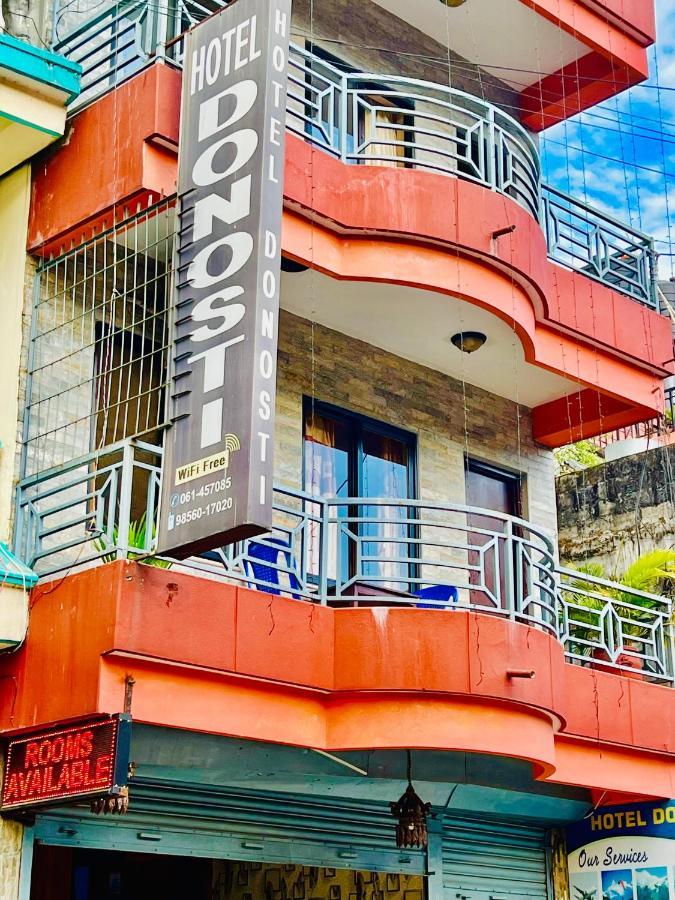 Hotel Donosti Pokhara Kültér fotó